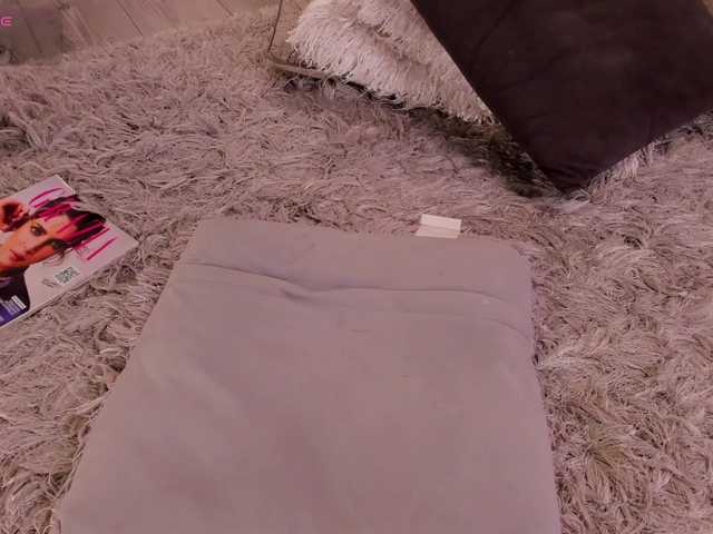 Kloe-S live webcam show