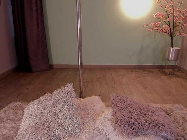 Kloe-S live cam on BongaCams