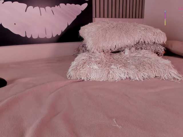 Kloe-S live cam on BongaCams
