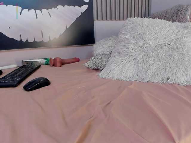 Kloe-S live cam on BongaCams