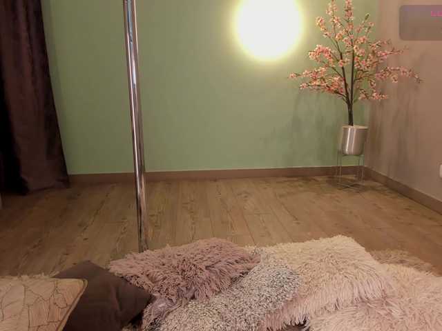 Kloe-S live cam on BongaCams