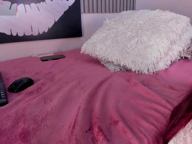 Kloe-S live cam on BongaCams