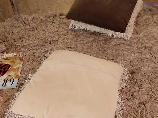 Kloe-S live cam on BongaCams