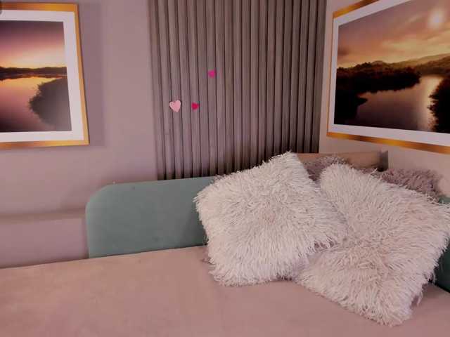 Kloe-S live cam on BongaCams