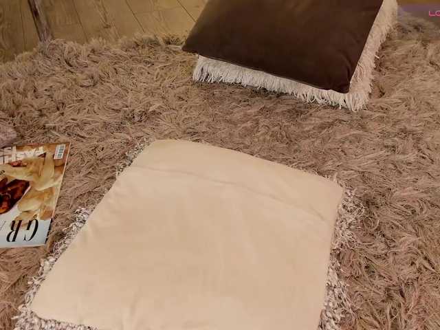 Kloe-S live cam on BongaCams