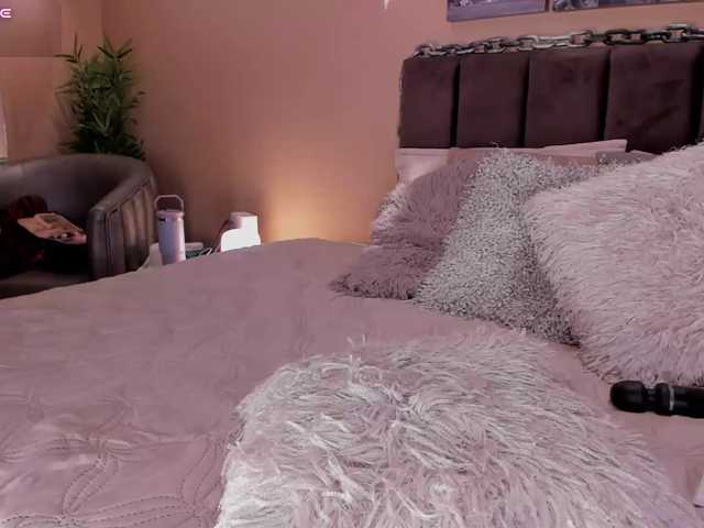 Kloe-S live cam on BongaCams