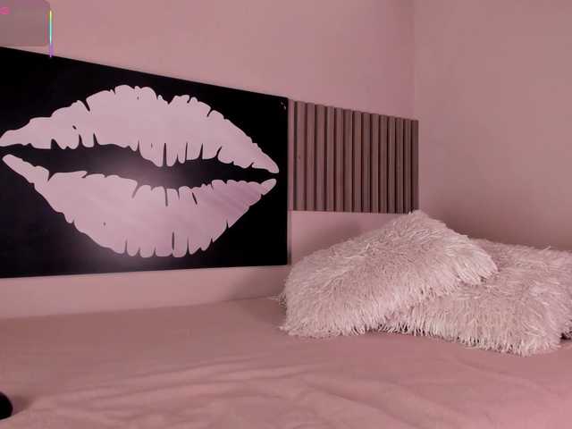 Kloe-S live cam on BongaCams