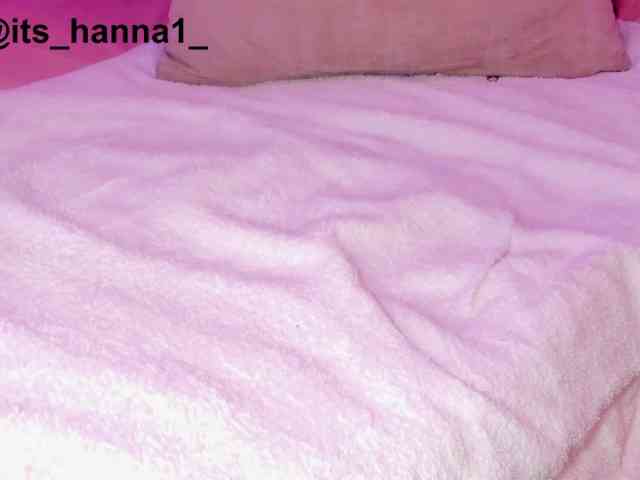 cutte-hanna18 webcam