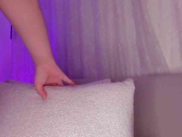 cutte-hanna18 webcam