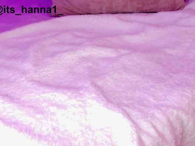 cutte-hanna18 webcam