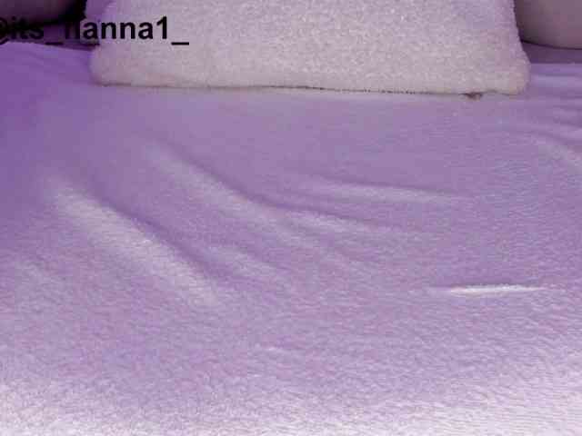 cutte-hanna18 webcam