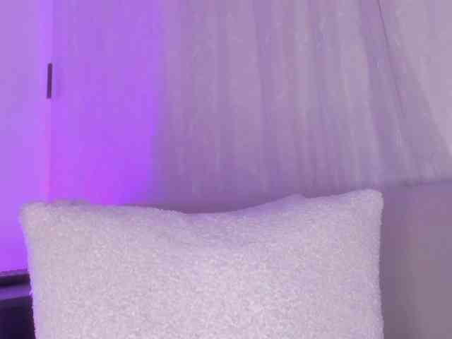 cutte-hanna18 webcam