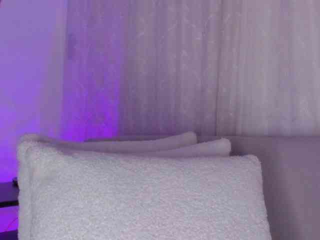 Modelo: cutte-hanna18