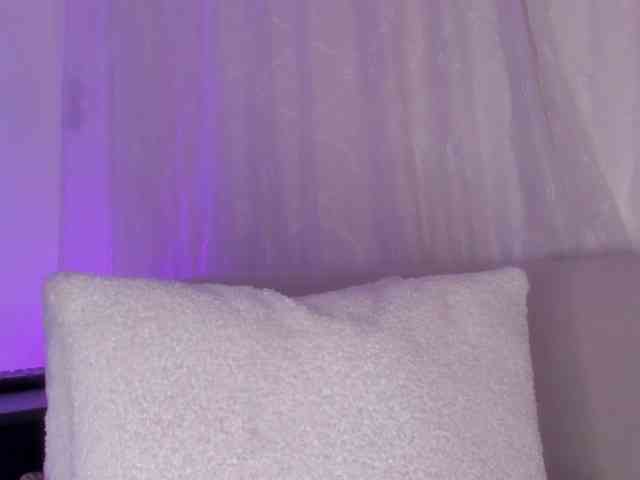 cutte-hanna18 webcam