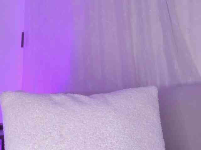 cutte-hanna18 webcam