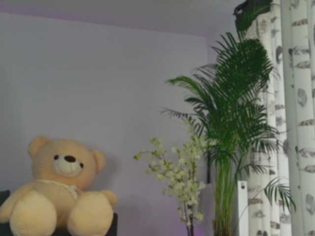 EmilyxJames live cam on BongaCams