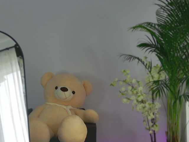 EmilyxJames live cam on BongaCams