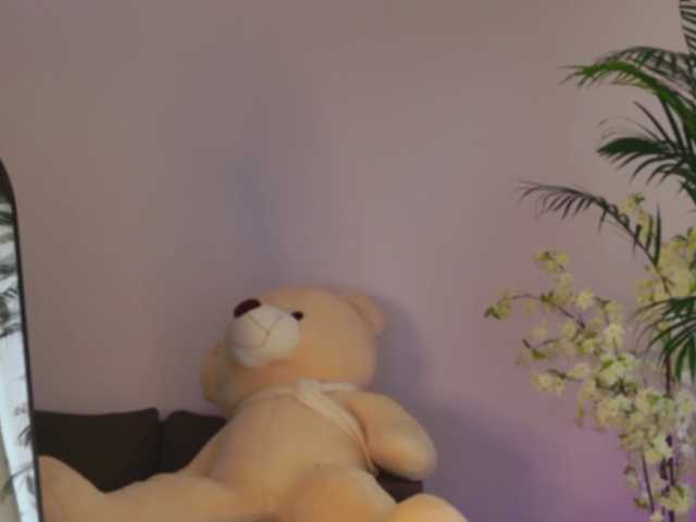 EmilyxJames live cam on BongaCams