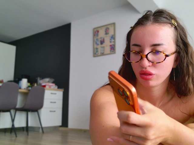 EmilyxJames live cam on BongaCams