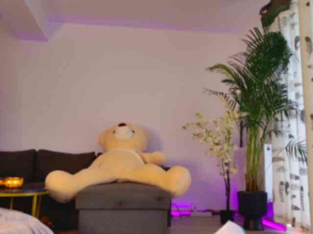 video chatting EmilyxJames