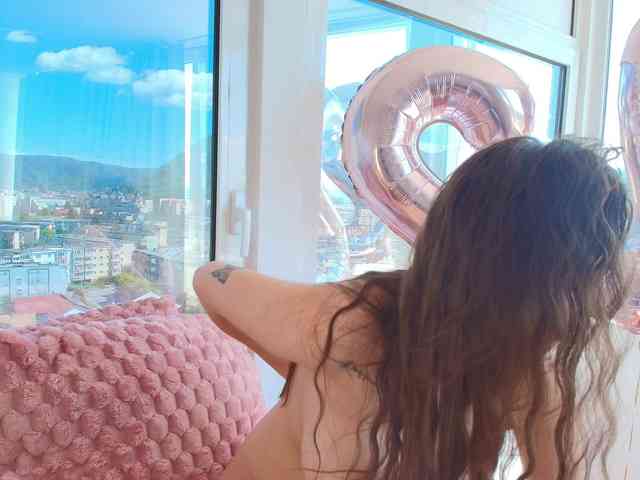 EmilyxJames webcam