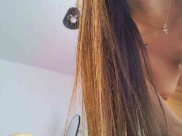 EmilyxJames webcam