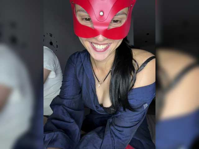 SexyMilf23 live cam on BongaCams
