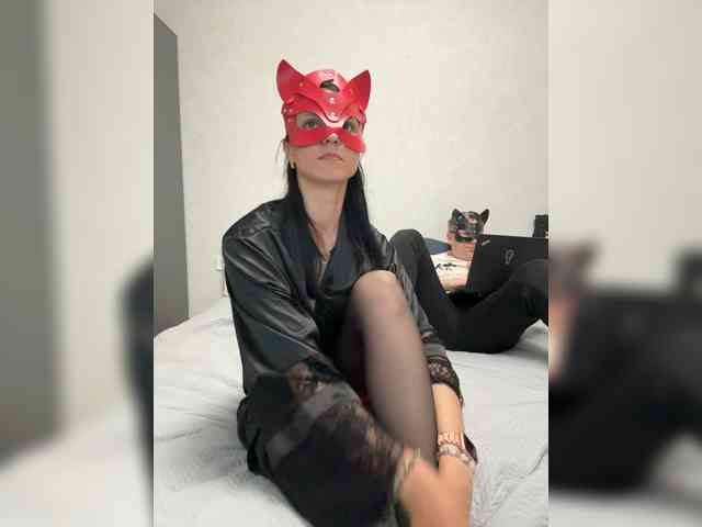 SexyMilf23 webcam