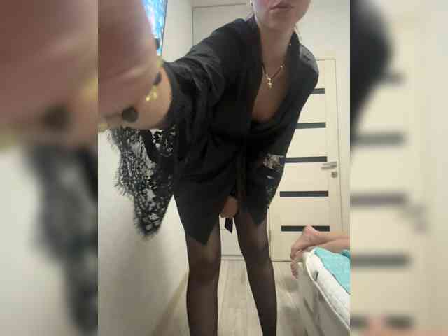 SexyMilf23 webcam
