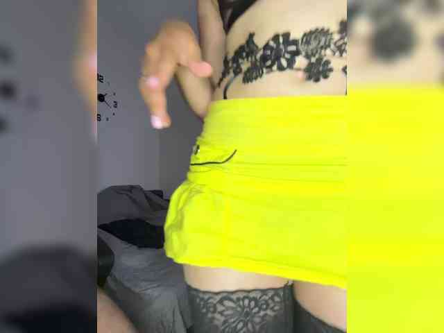 Model: SexyMilf23