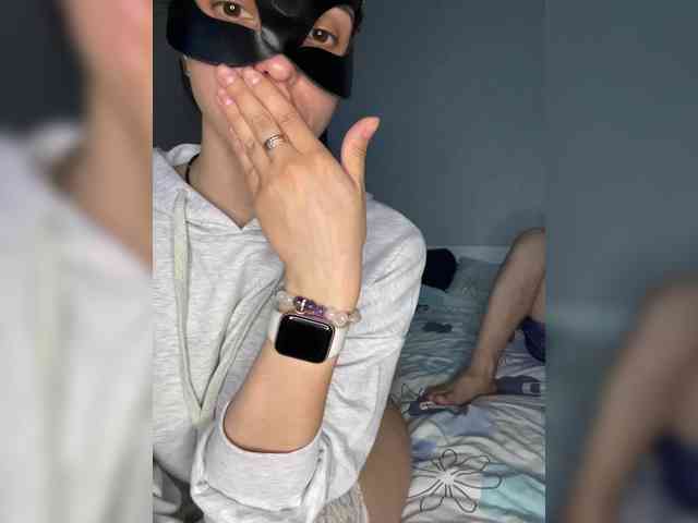 Модель: SexyMilf23