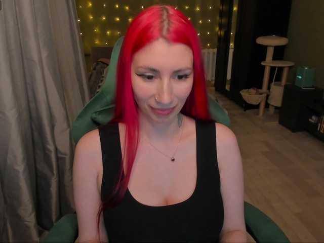 Girlfromanothercity's BongaCams show and profile