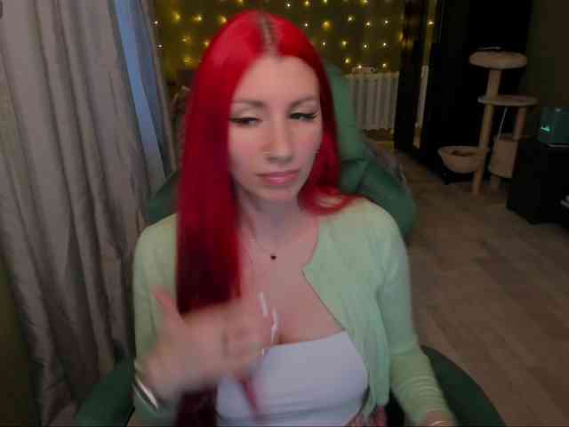 Girlfromanothercity webcam