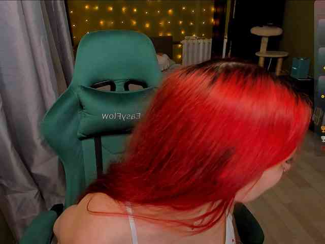 Girlfromanothercity webcam