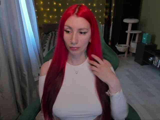 Girlfromanothercity webcam