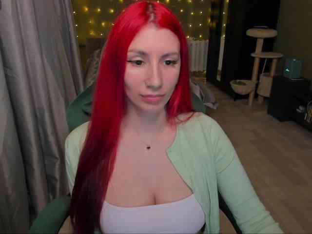 Girlfromanothercity webcam