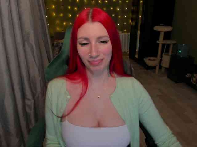 Girlfromanothercity webcam