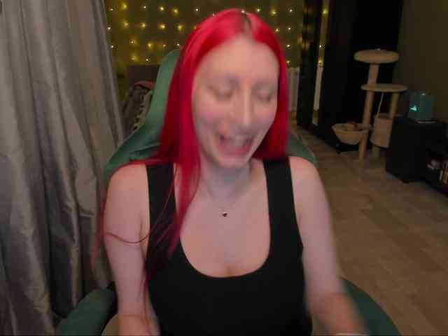 Girlfromanothercity webcam