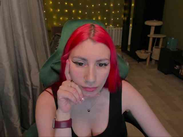 Girlfromanothercity webcam