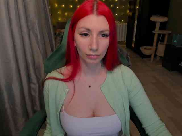 Girlfromanothercity webcam