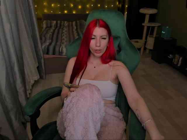 Girlfromanothercity webcam