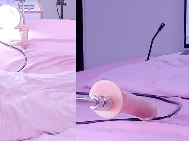 Riley-Sweet live cam on BongaCams