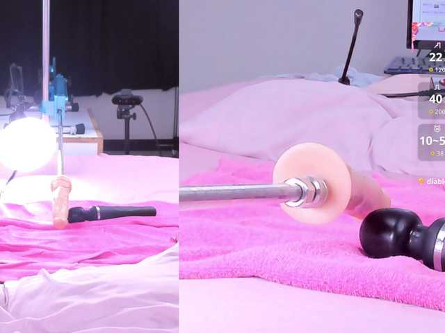 Riley-Sweet live cam on BongaCams