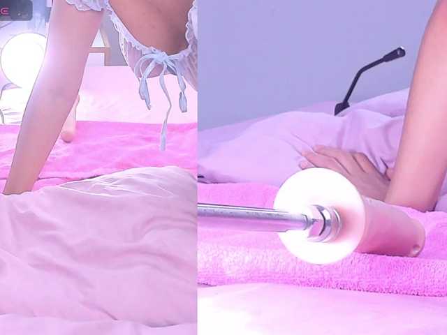 Riley-Sweet live cam on BongaCams