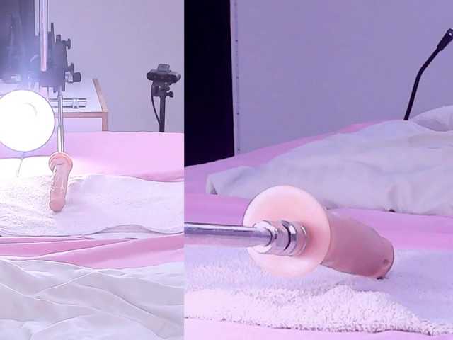 Riley-Sweet live cam on BongaCams