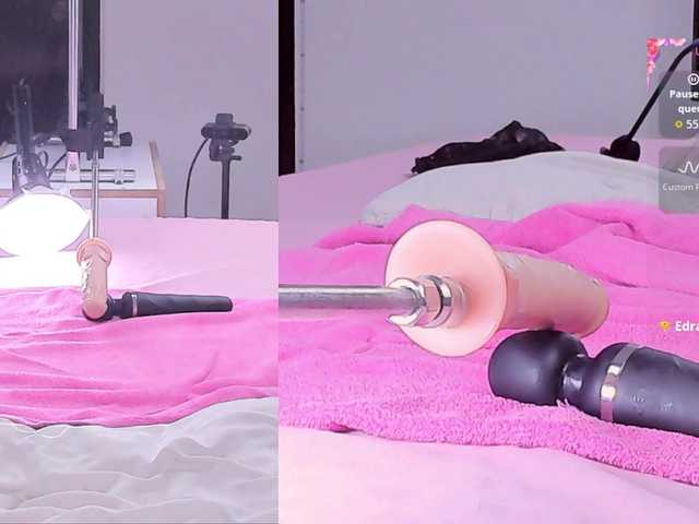 Riley-Sweet live cam on BongaCams