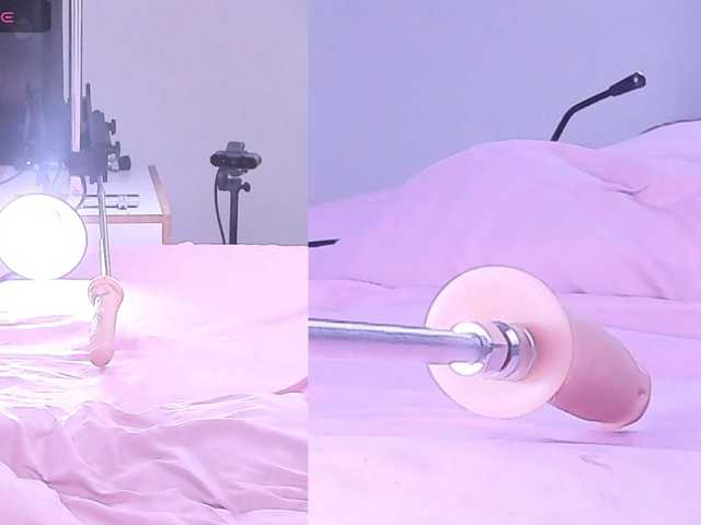 Riley-Sweet live cam on BongaCams