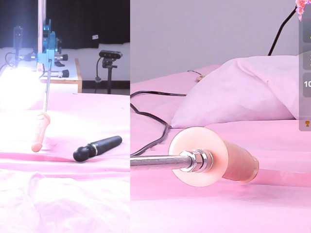 Riley-Sweet live cam on BongaCams