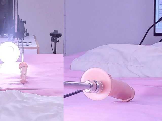 Riley-Sweet live cam on BongaCams
