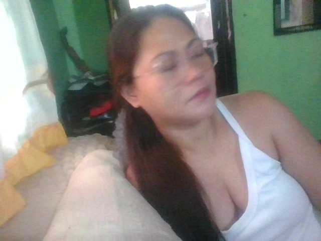LUCKYME22 live cam on BongaCams